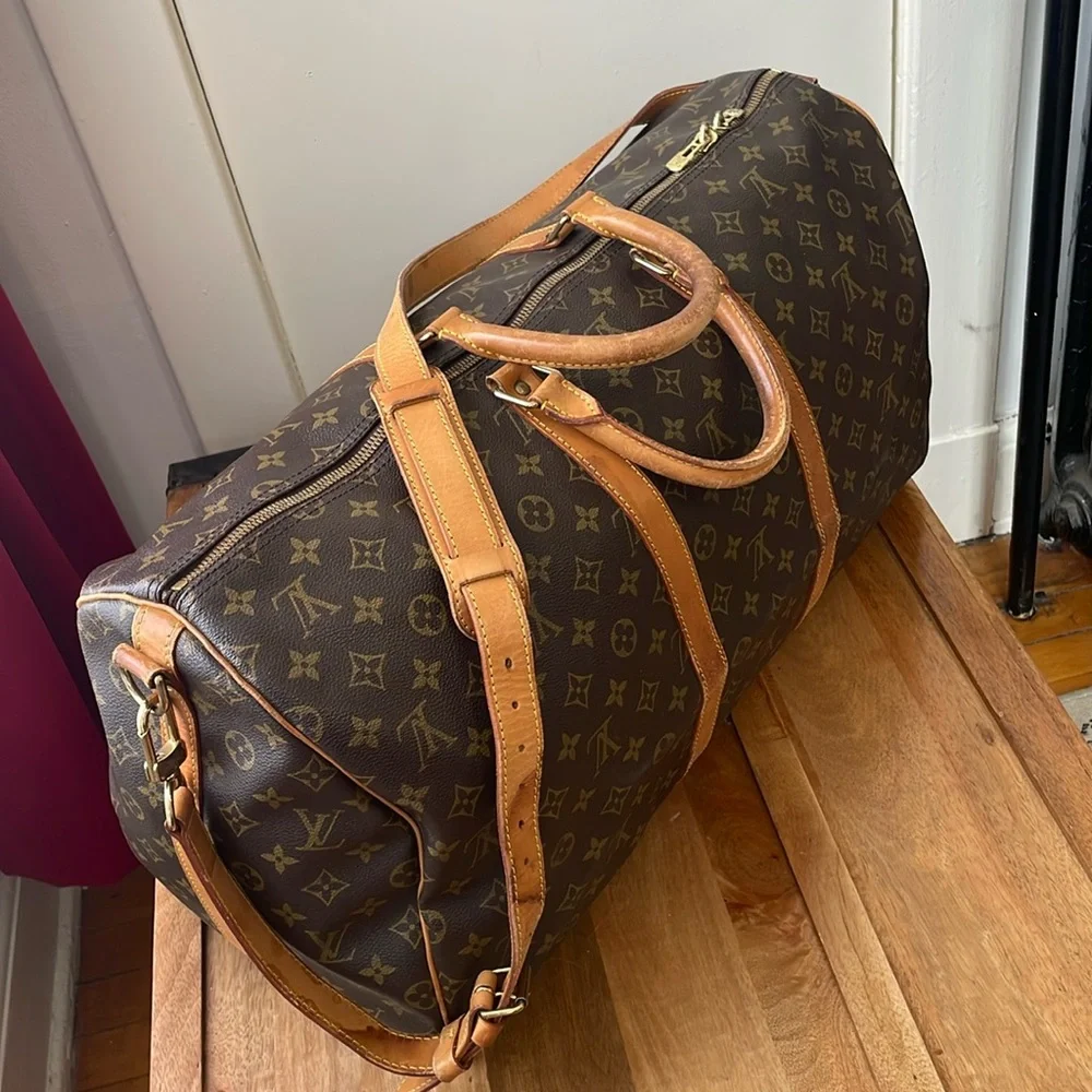 Louis Vuitton Bandouliere Keepall 55 Travel Bag.